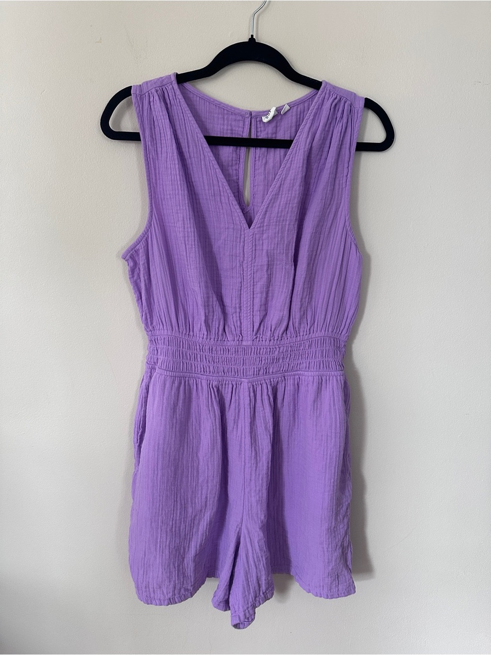 Gap Factory light purple crinkle gauze romper onesie shorts size L